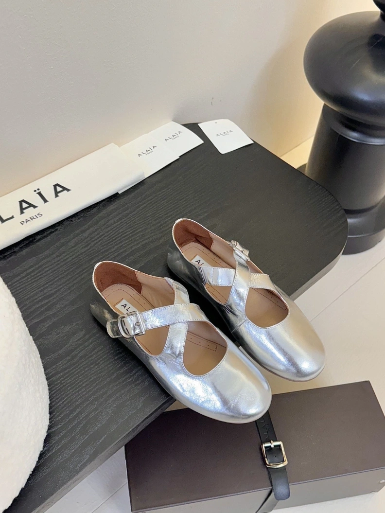 Efficient Othxr flat shoes 212500