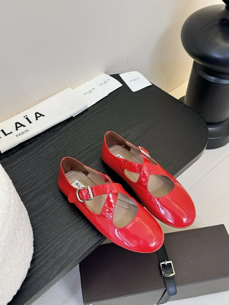 Practical Othxr flat shoes 212497