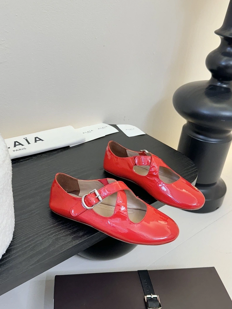 Practical Othxr flat shoes 212497
