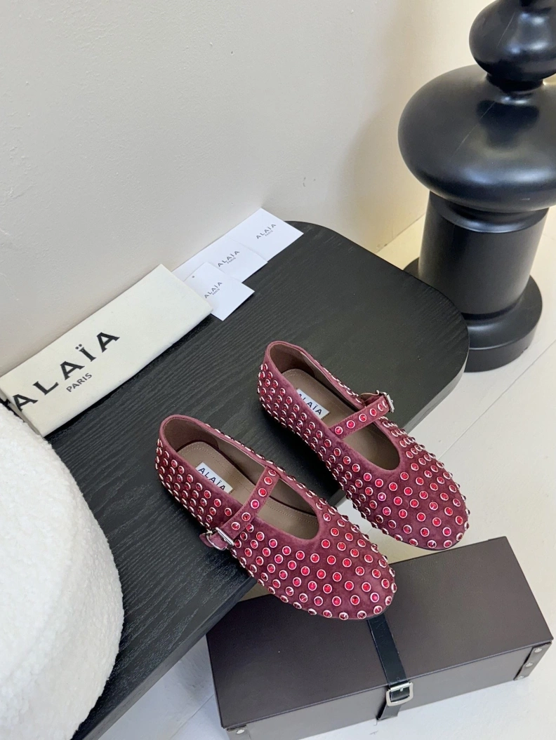 Othxr flat shoes ModernLook 212492