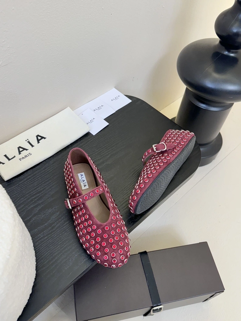 Othxr flat shoes ModernLook 212492