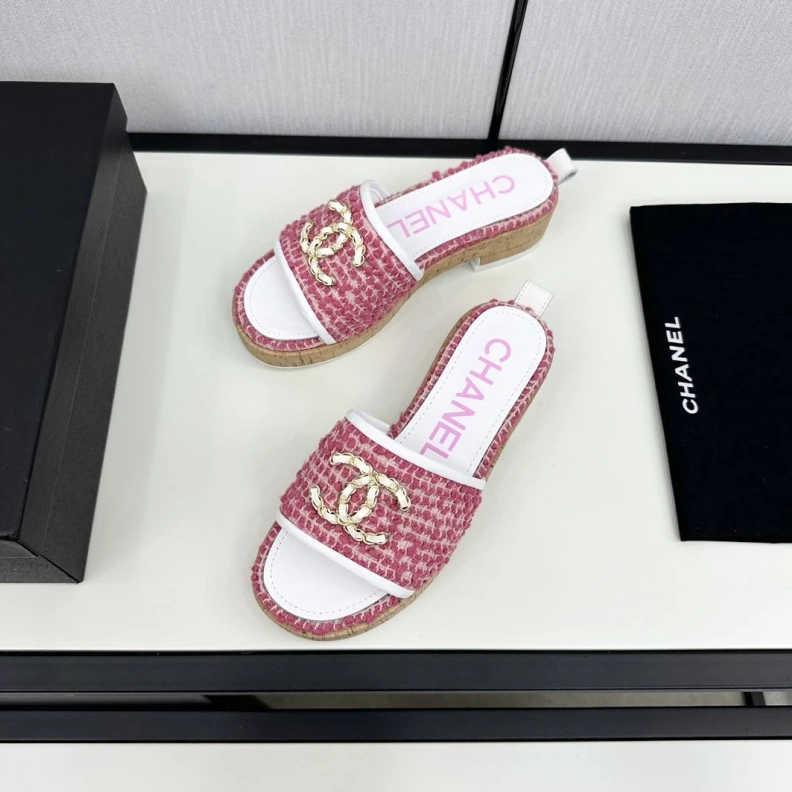 NewStyle Chxnxl Slippers 120139