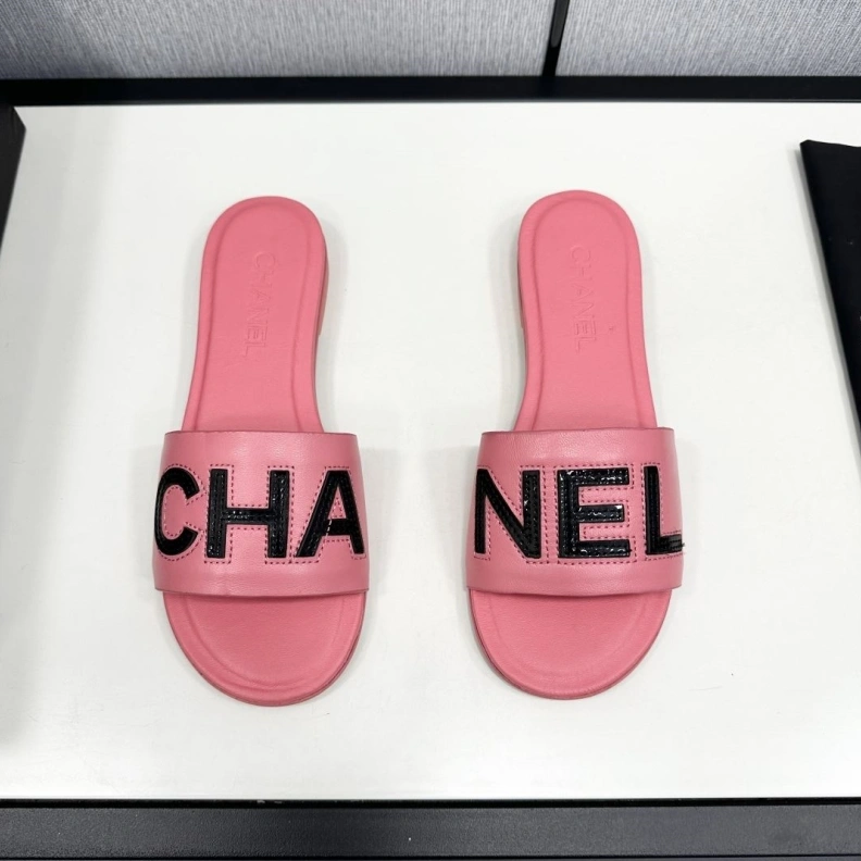 Efficient Chxnxl Slippers 120122