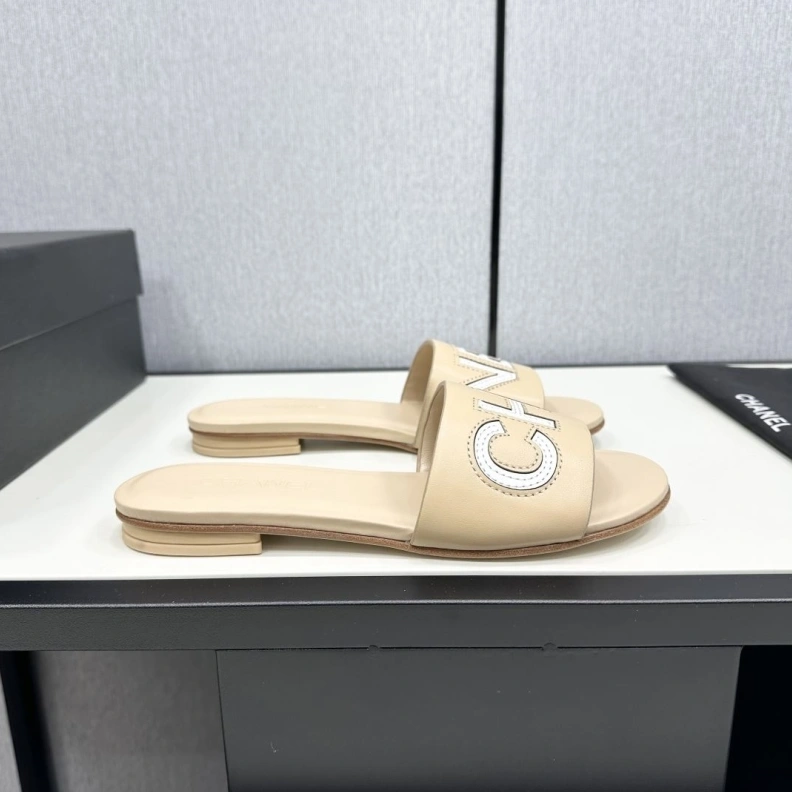 SmartChoice Chxnxl Slippers 120120
