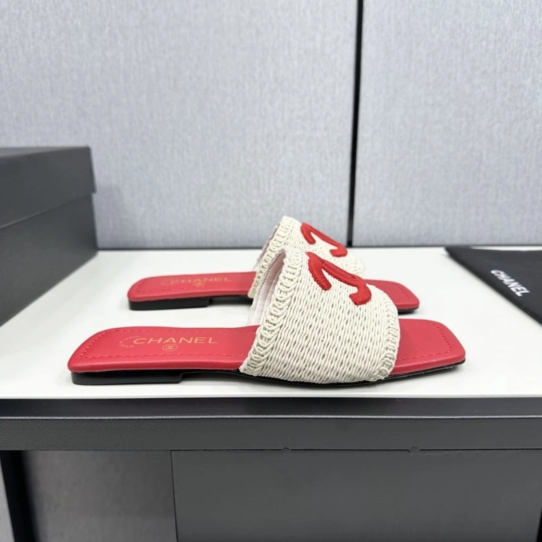 Chxnxl Slippers Bold 120091
