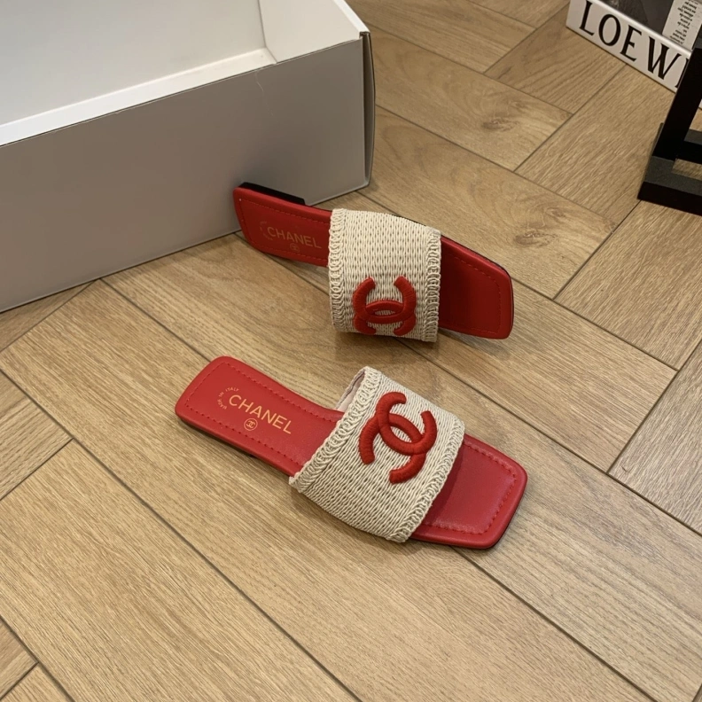 Reliable Chxnxl Slippers 120075