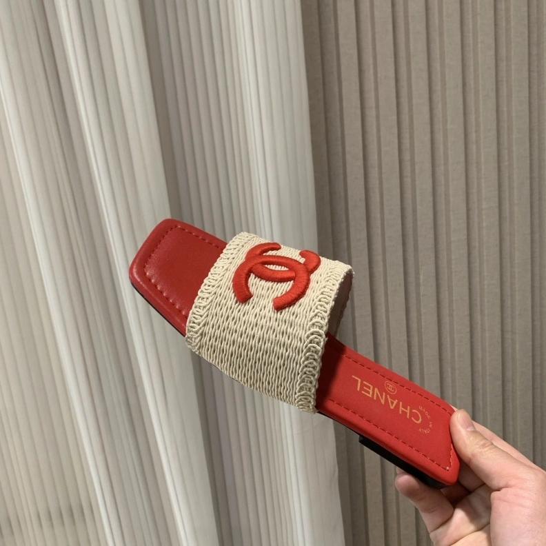 Reliable Chxnxl Slippers 120075