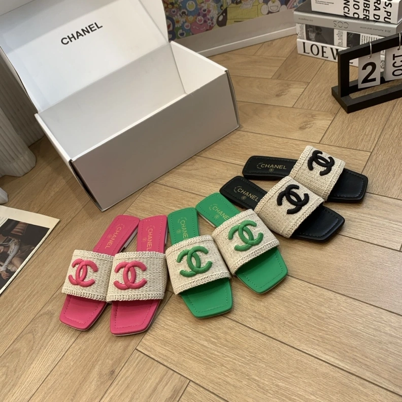 Reliable Chxnxl Slippers 120075