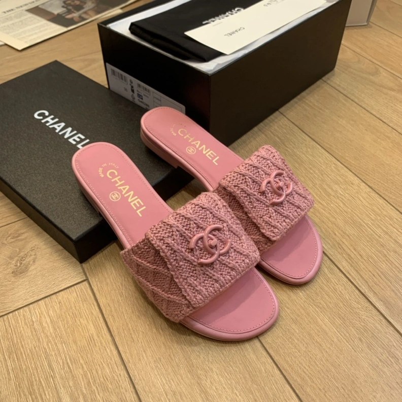 Comfortable Chxnxl Slippers 120052