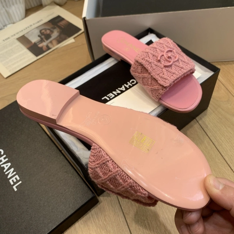 Comfortable Chxnxl Slippers 120052