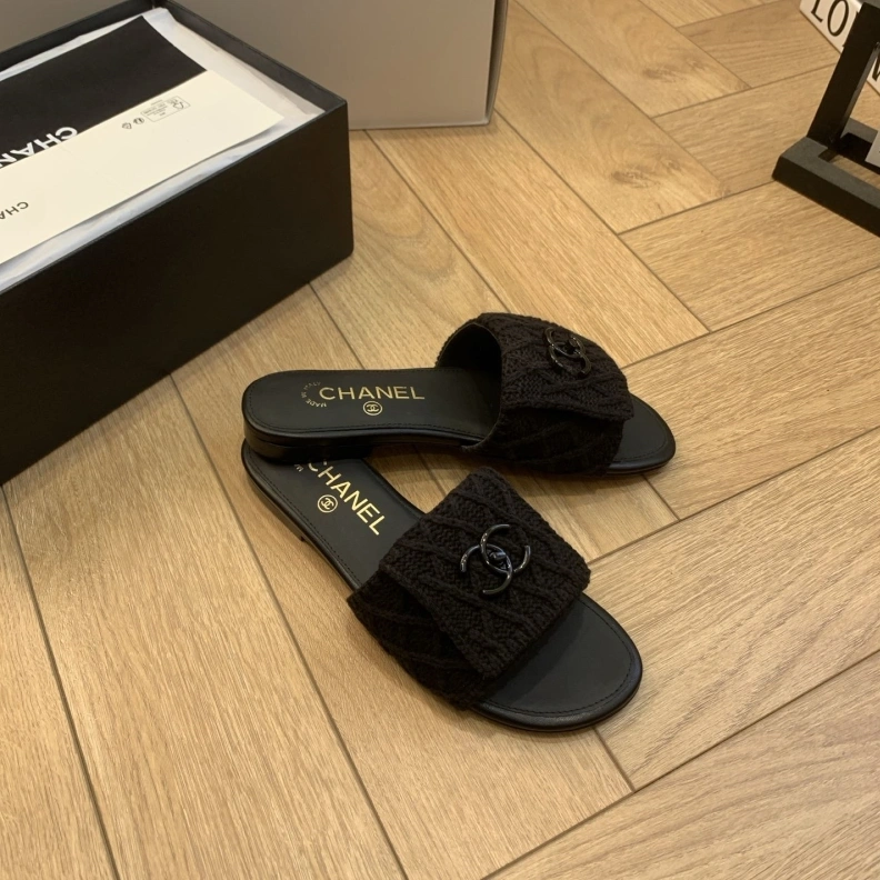 Chxnxl Slippers Classic 120058