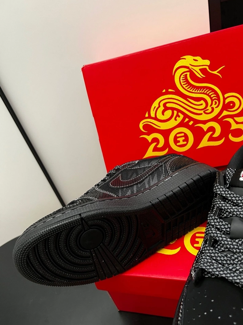 WellDesigned Nxkx Sneakers 199019
