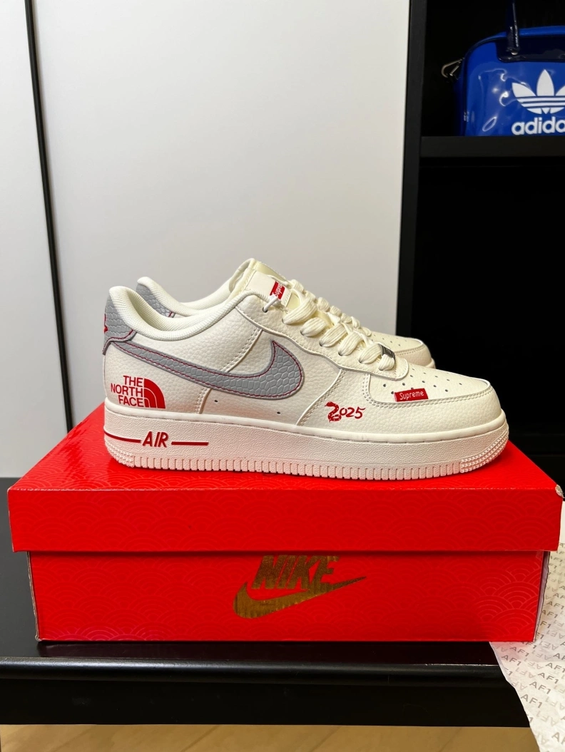 Nxkx Sneakers EyeCatching 199014