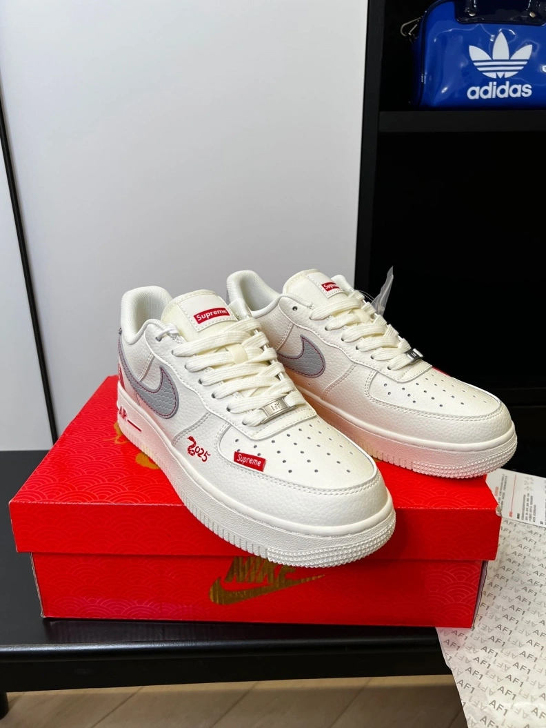 Nxkx Sneakers EyeCatching 199014