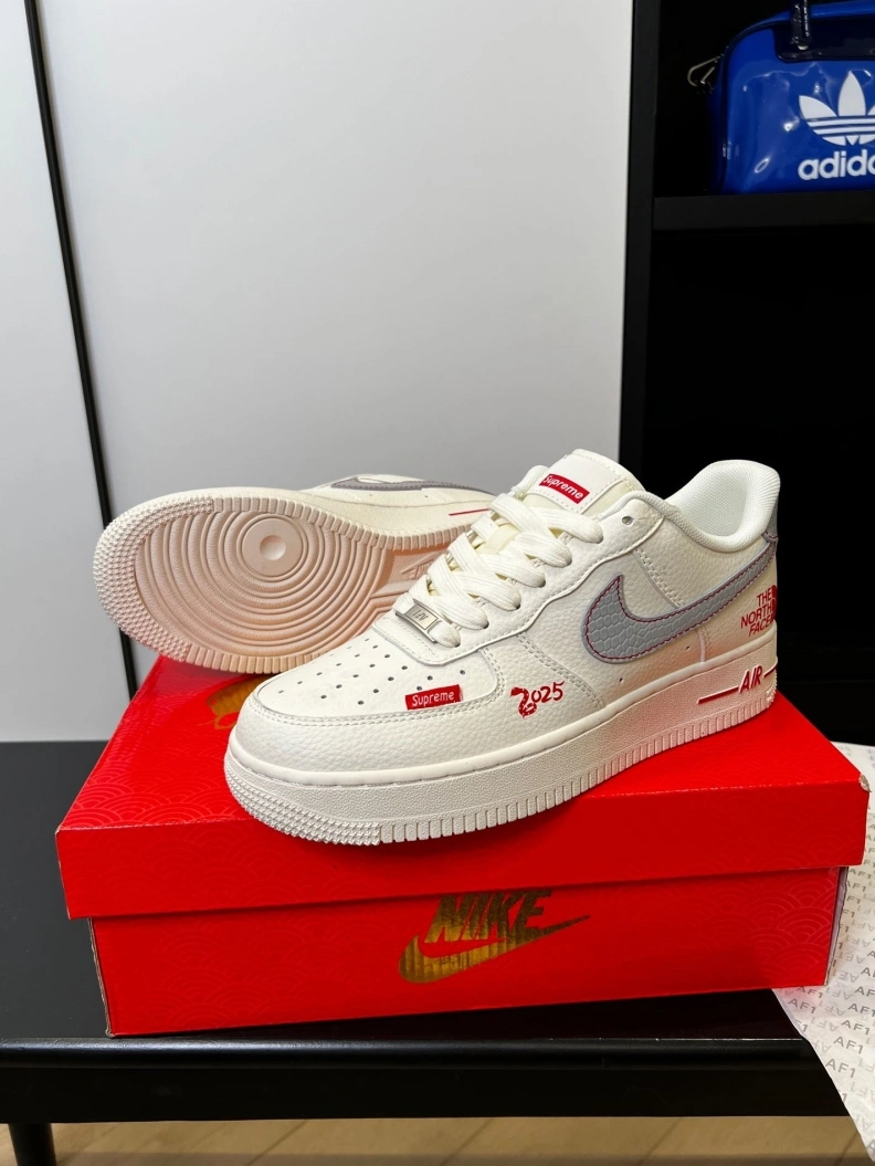 Nxkx Sneakers EyeCatching 199014