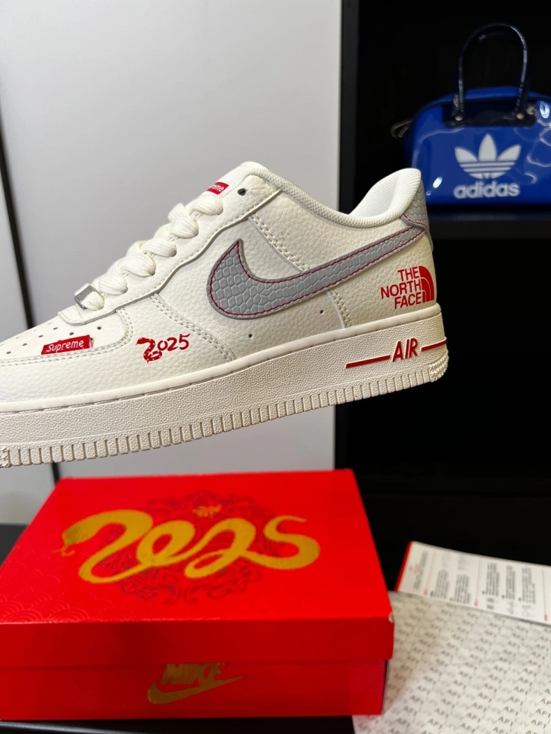 Nxkx Sneakers EyeCatching 199014