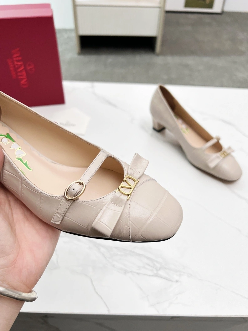 NewStyle Vxlxntino flat shoes 229874