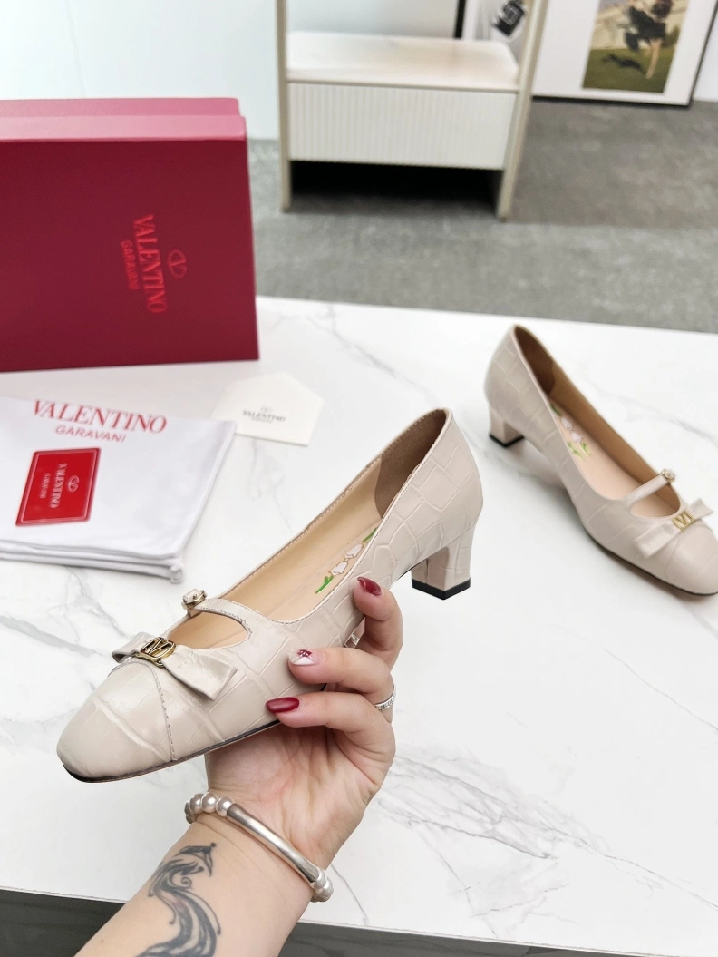 NewStyle Vxlxntino flat shoes 229874