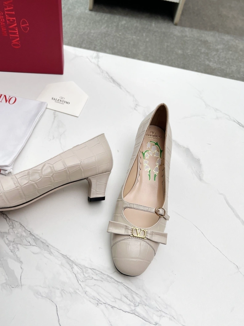 NewStyle Vxlxntino flat shoes 229874