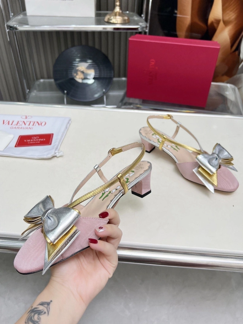 Trendy Vxlxntino Sandals 229745