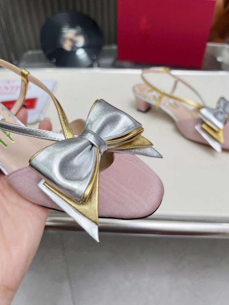 Trendy Vxlxntino Sandals 229745