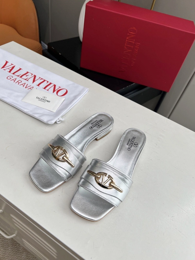EyeCatching Vxlxntino Sandals 229735