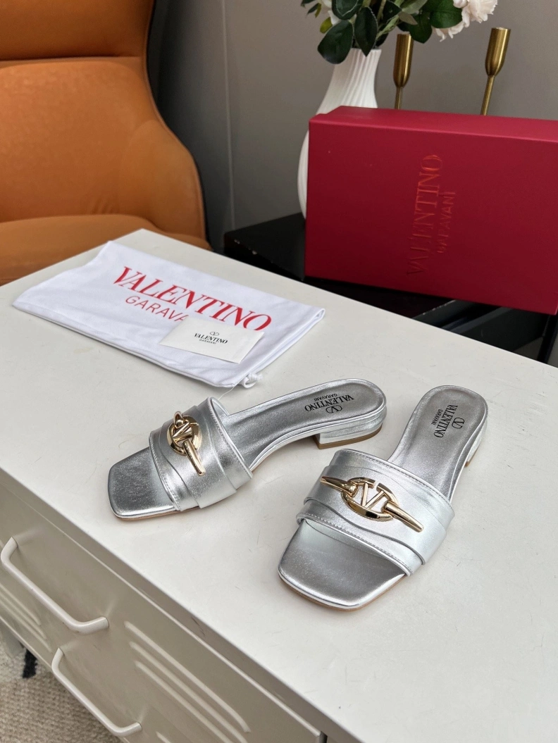 EyeCatching Vxlxntino Sandals 229735