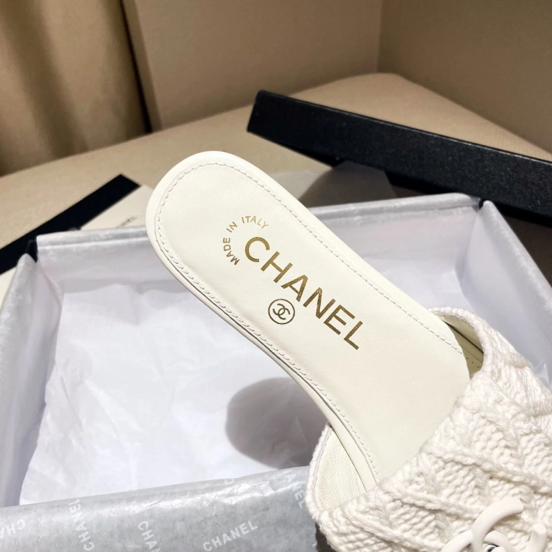 Chxnxl Slippers GoAnywhere 120054