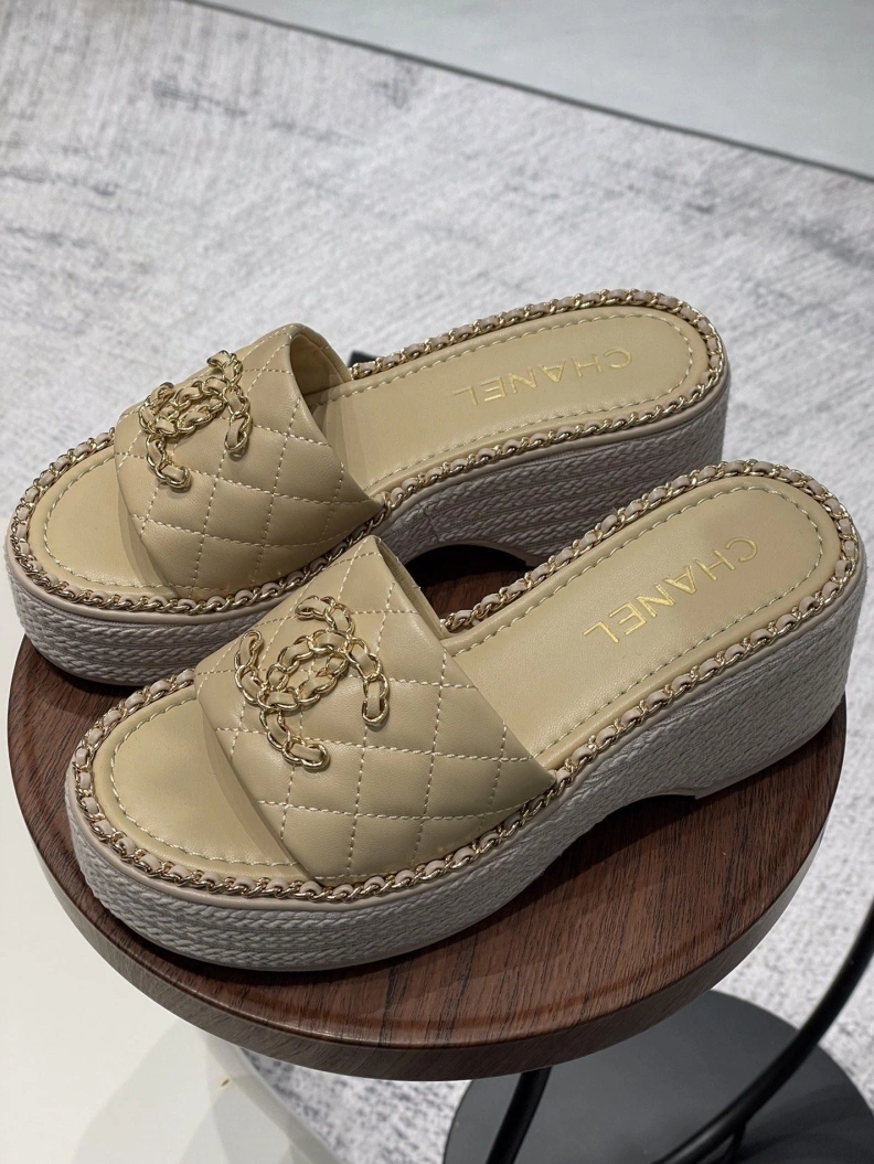 Chxnxl Slippers EyeCatching 120047