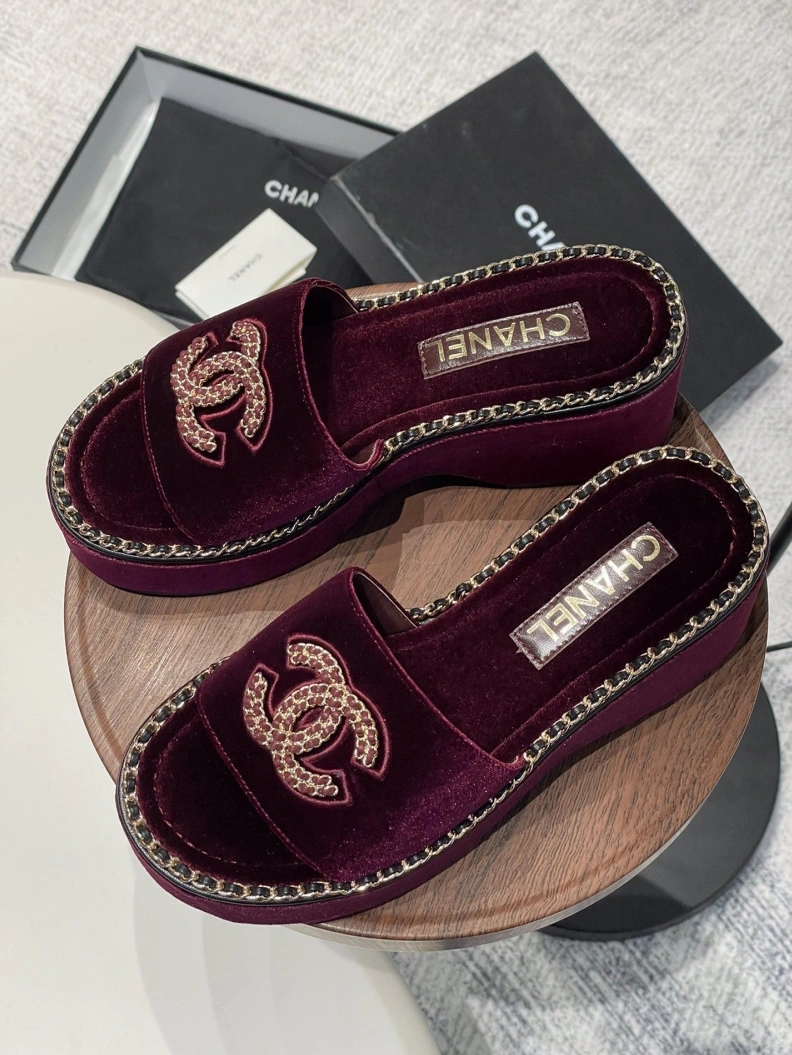 Popular Chxnxl Slippers 120030