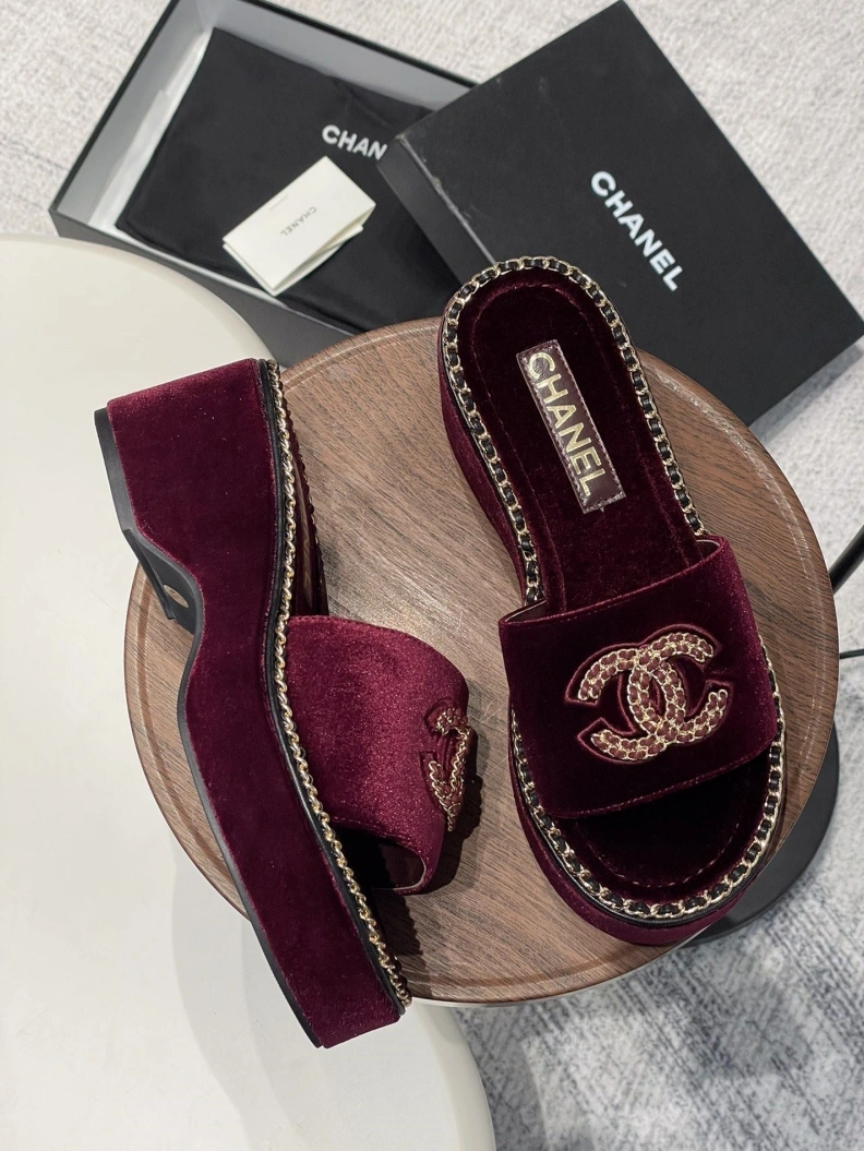 Popular Chxnxl Slippers 120030