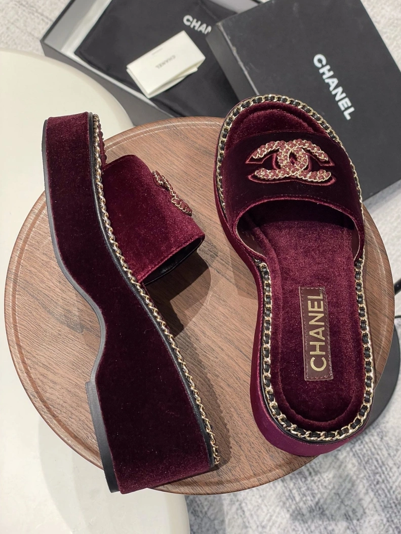 Popular Chxnxl Slippers 120030