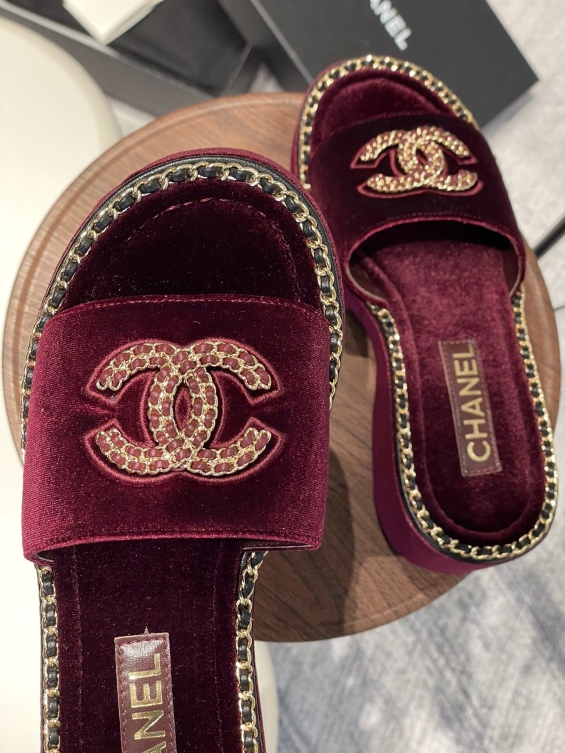 Popular Chxnxl Slippers 120030