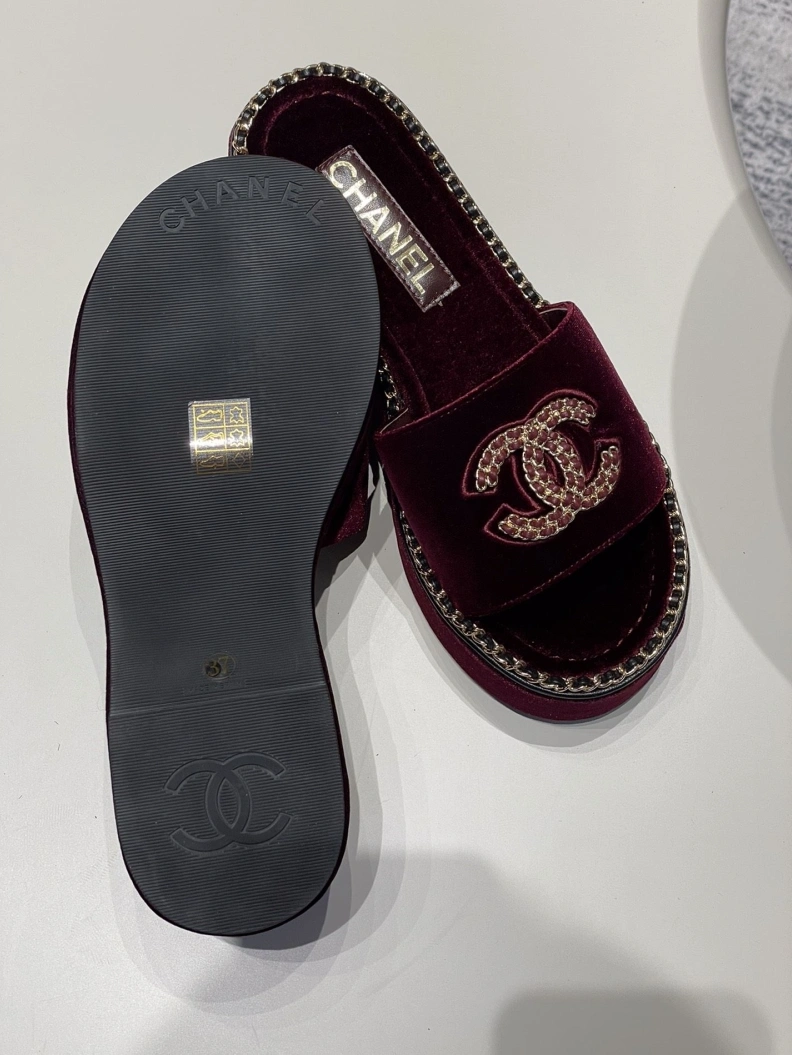 Popular Chxnxl Slippers 120030