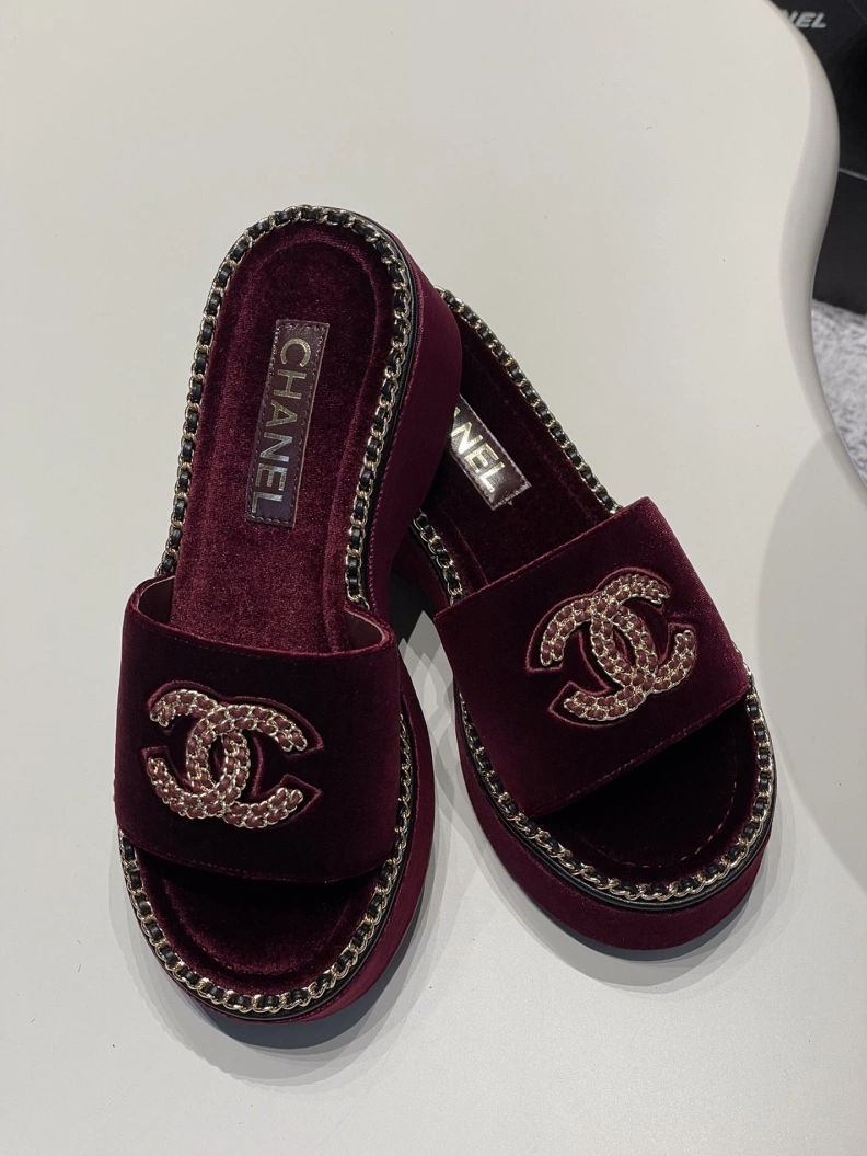 Popular Chxnxl Slippers 120030