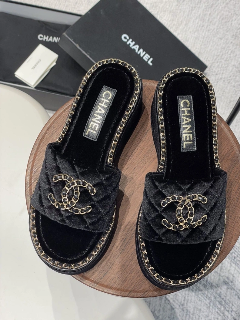 StreetReady Chxnxl Slippers 120029