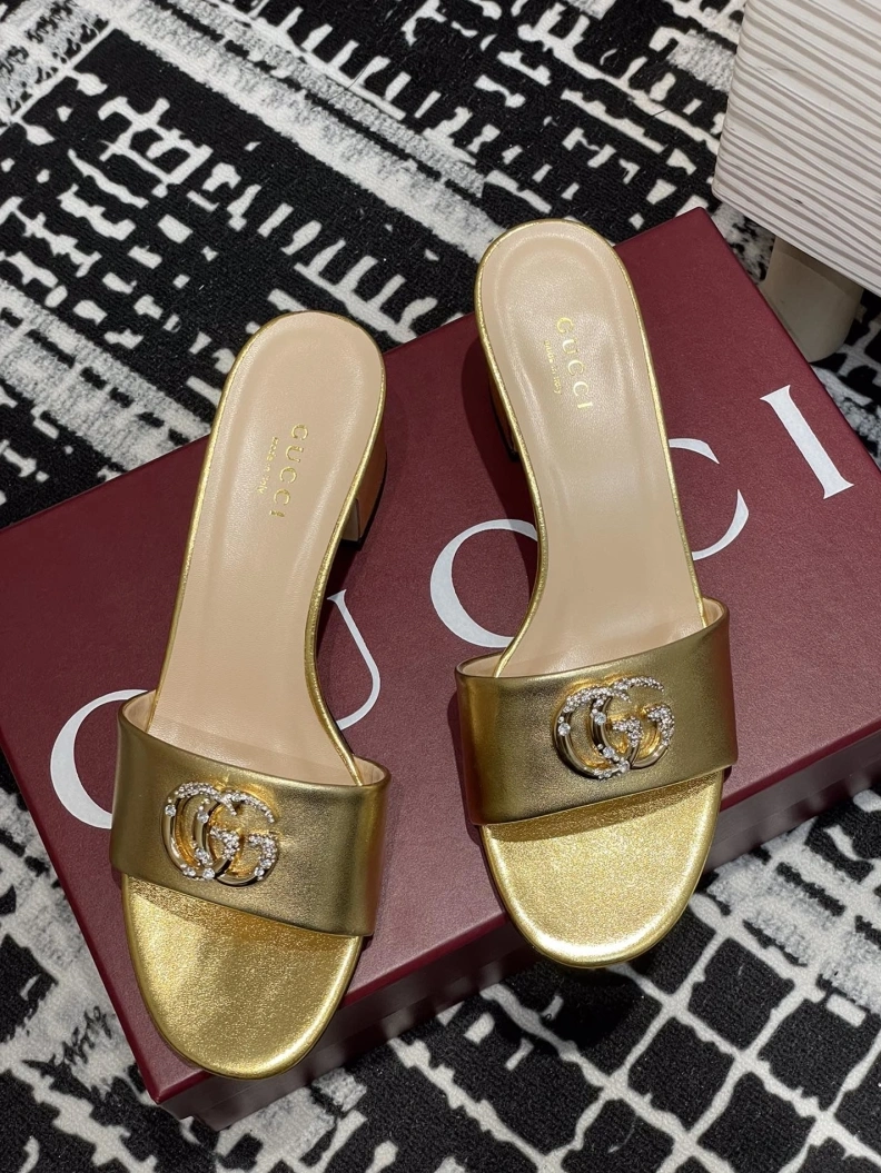 Bright Gxccx Sandals 157560