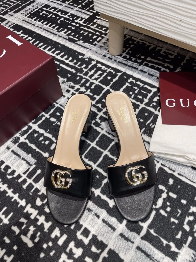 Gxccx Sandals Efficient 157555