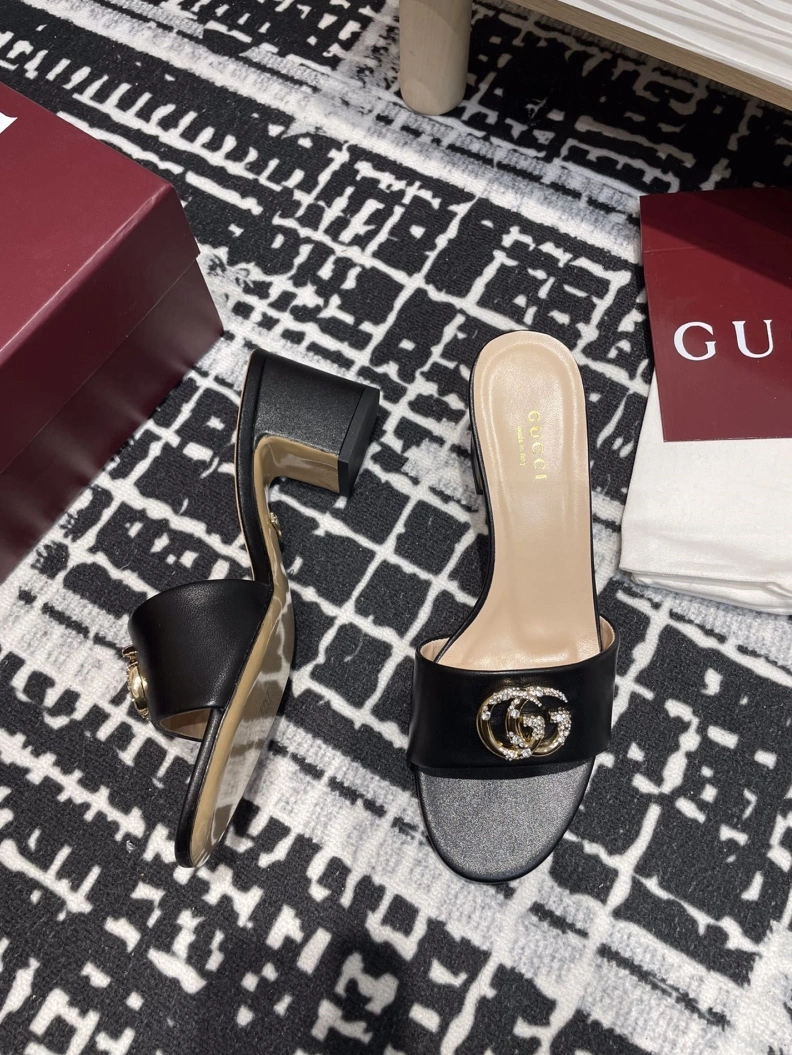 Gxccx Sandals Efficient 157555