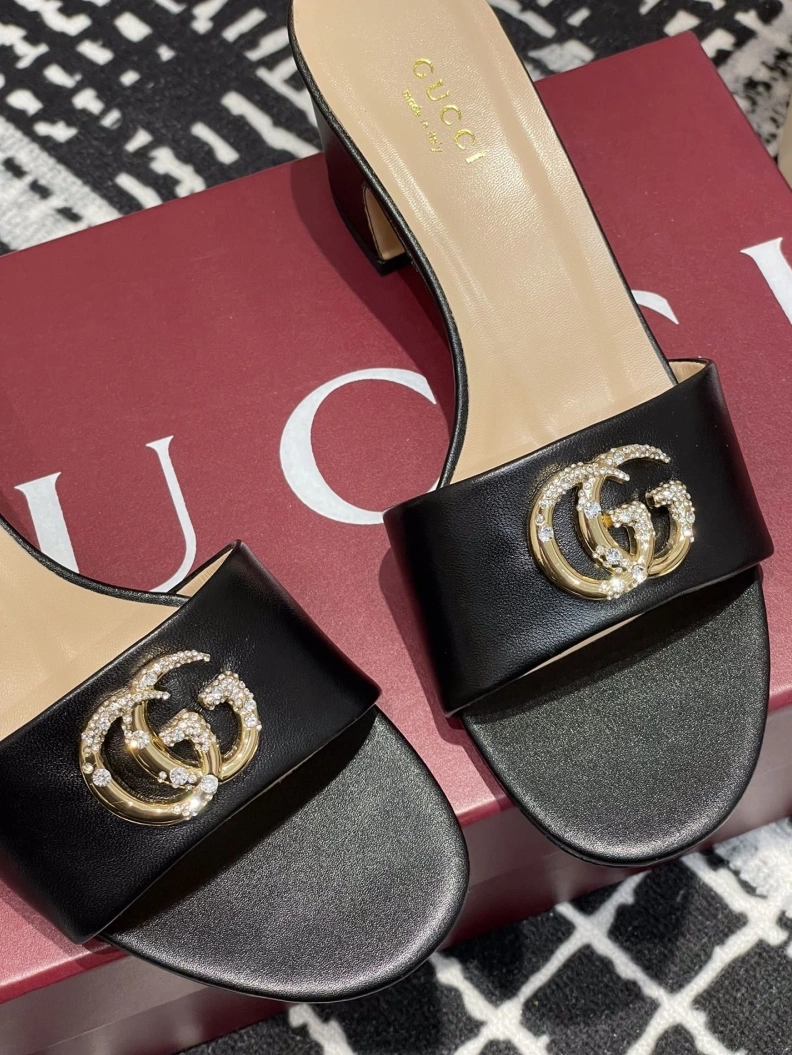 Gxccx Sandals Efficient 157555