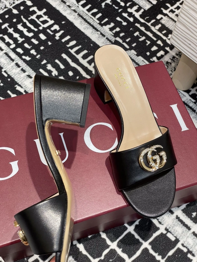 Gxccx Sandals Efficient 157555