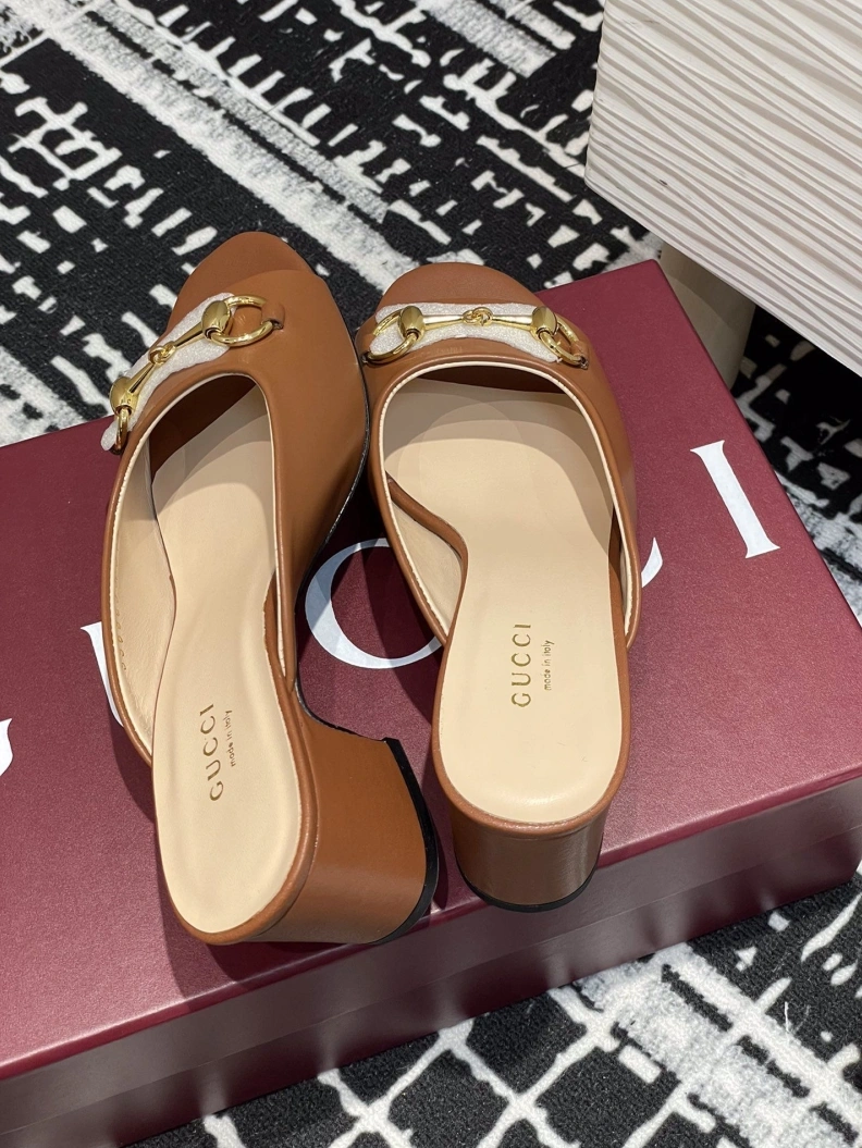 StreetReady Gxccx Sandals 157552