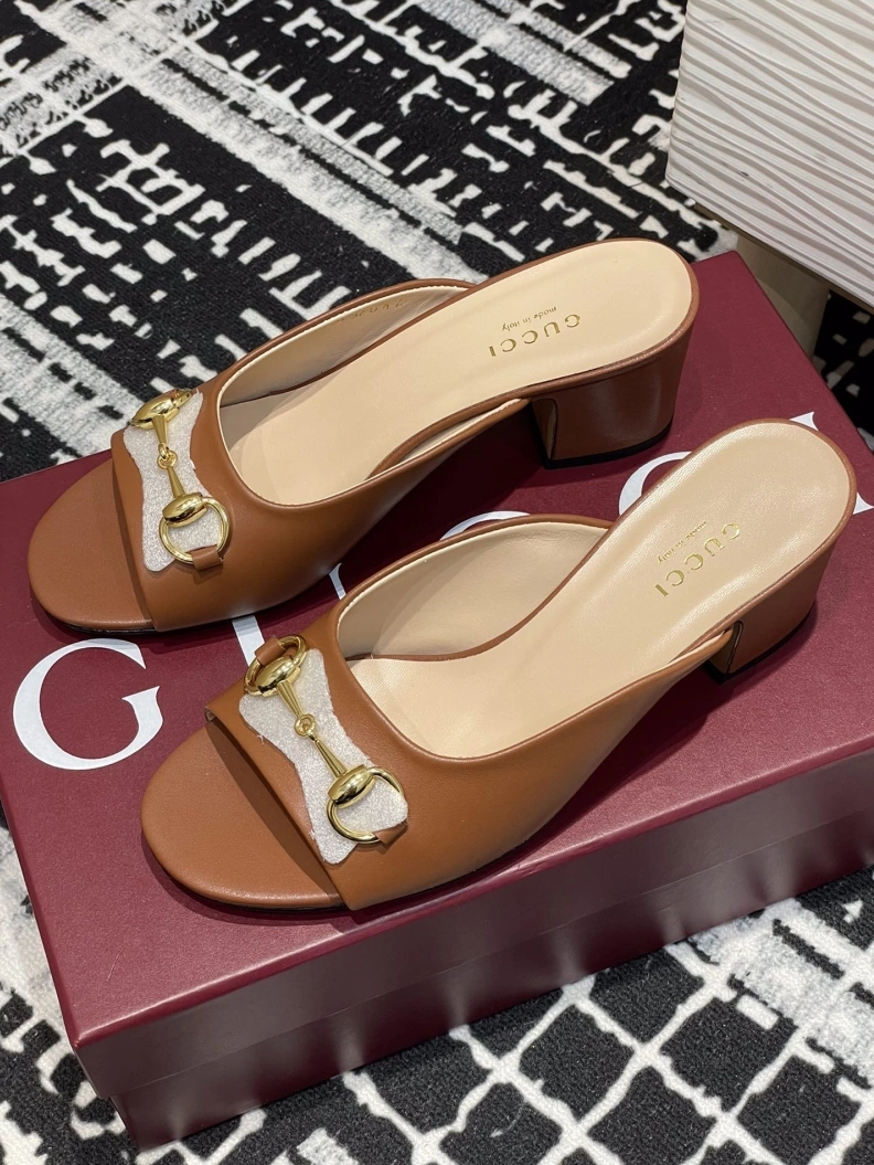 StreetReady Gxccx Sandals 157552