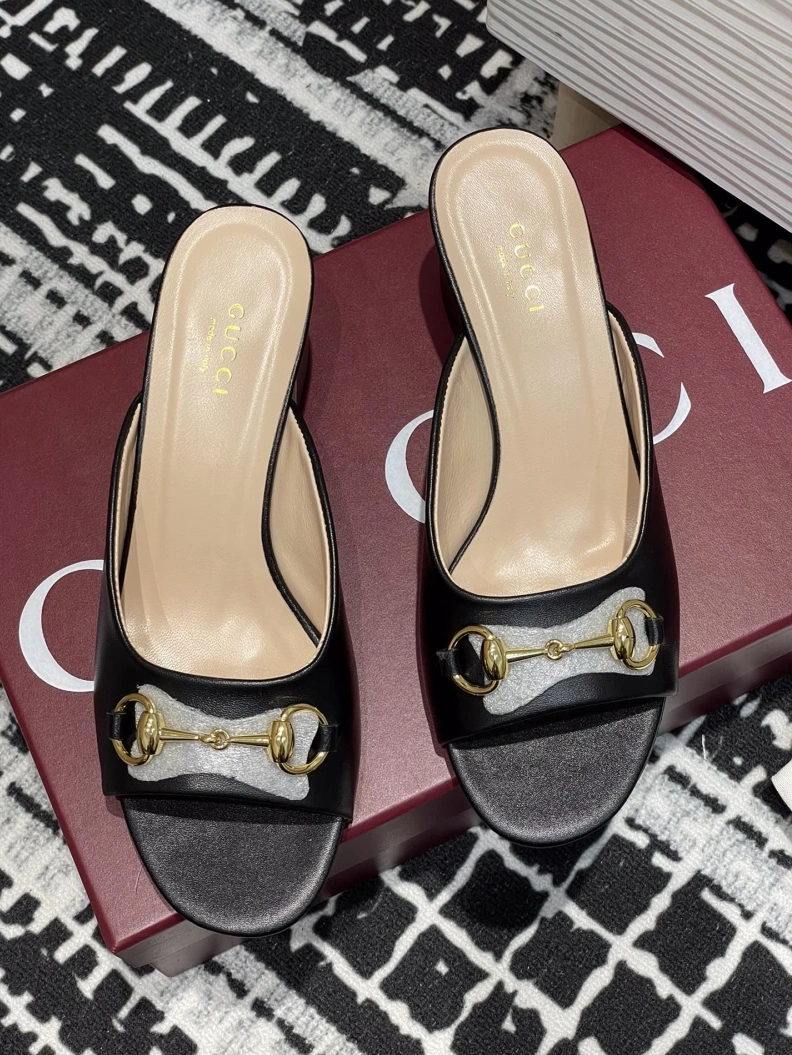 Comfortable Gxccx Sandals 157550