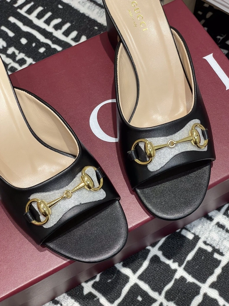 Comfortable Gxccx Sandals 157550