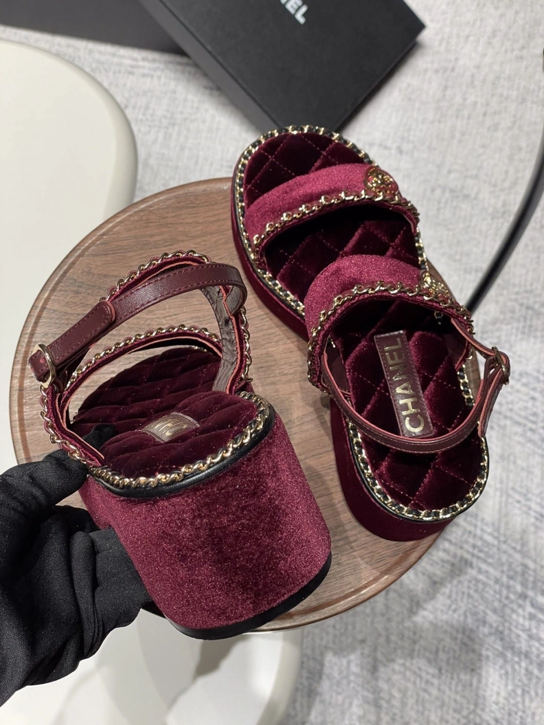 Soft Chxnxl Sandals 120592