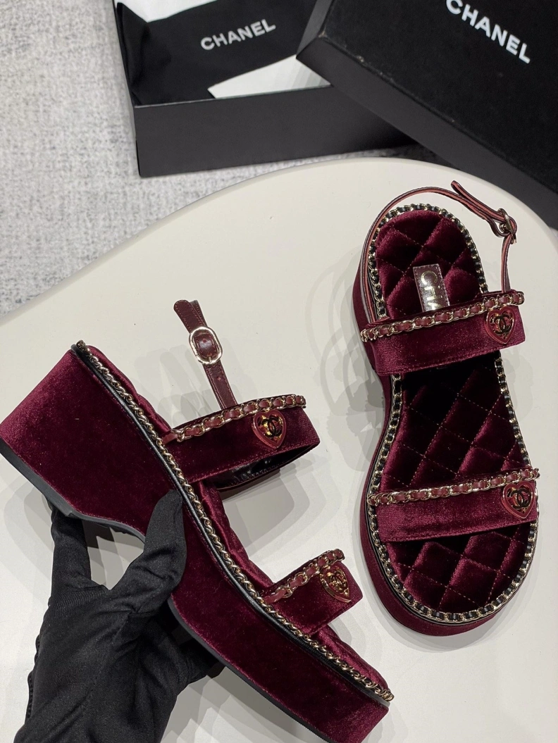 Soft Chxnxl Sandals 120592