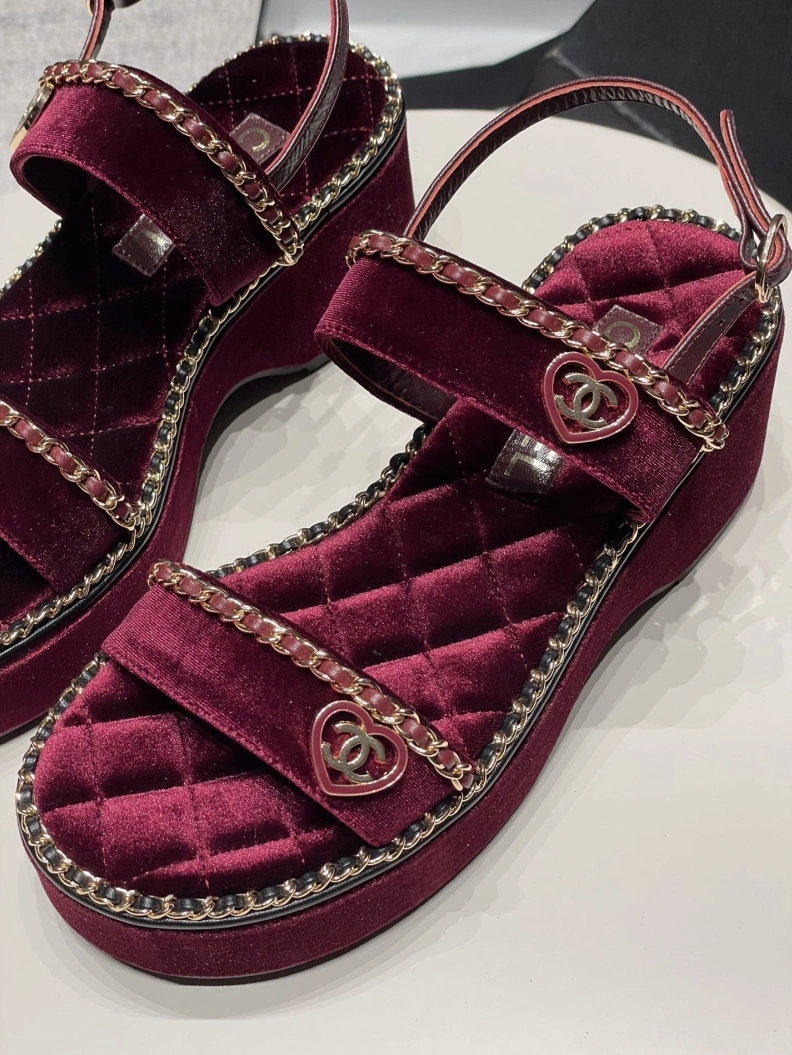 Soft Chxnxl Sandals 120592