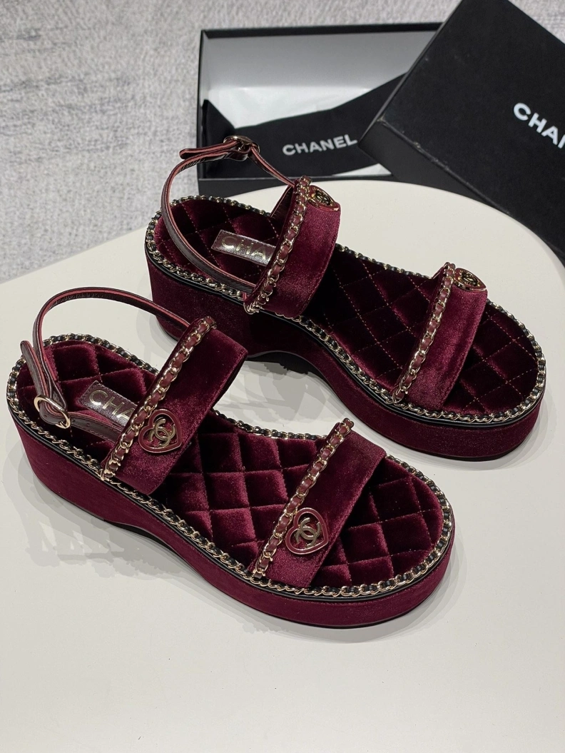 Soft Chxnxl Sandals 120592