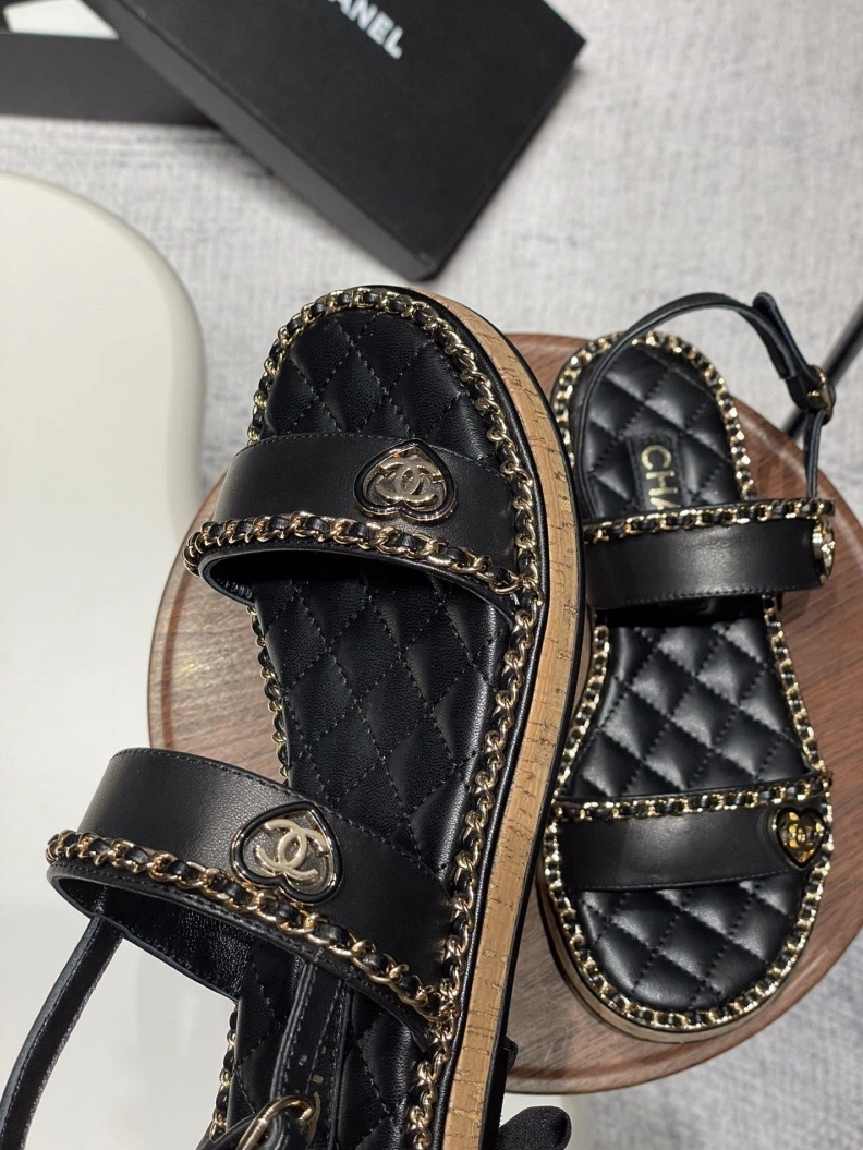 Practical Chxnxl Sandals 120584